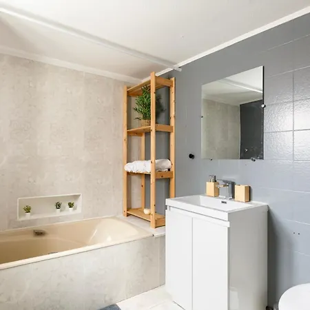 Maison De Plein Centre - Tv 4k Connecté - Patio - Wifi Fibre - 4 Grande - Proche Parking Gratuit - Lave Vaisselle - Lave Linge